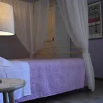 Piazzetta Del Buonumore Affittacamere 4*