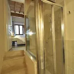 Affittacamere Piazzetta Del Buonumore 4*