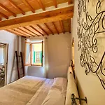 Piazzetta Del Buonumore Affittacamere 4*