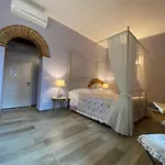 Piazzetta Del Buonumore