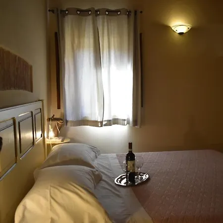 Piazzetta Del Buonumore 4*
