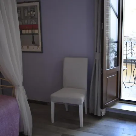 Πανσιόν Piazzetta Del Buonumore 4*
