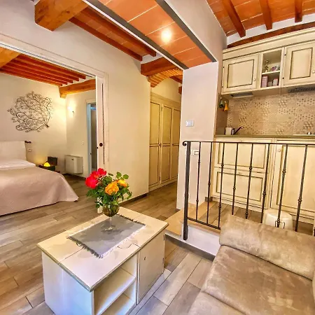Piazzetta Del Buonumore Guest house *