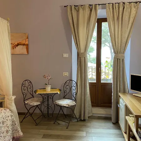 Πανσιόν Piazzetta Del Buonumore
